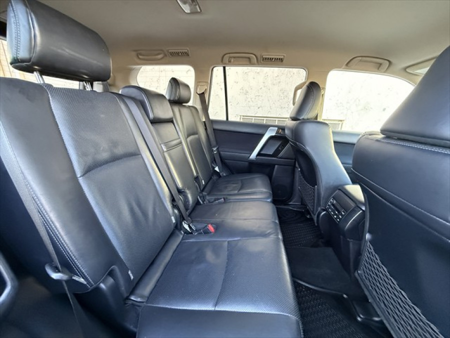 2023 Toyota LandCruiser Prado GDJ150R GXL SUV Image 11