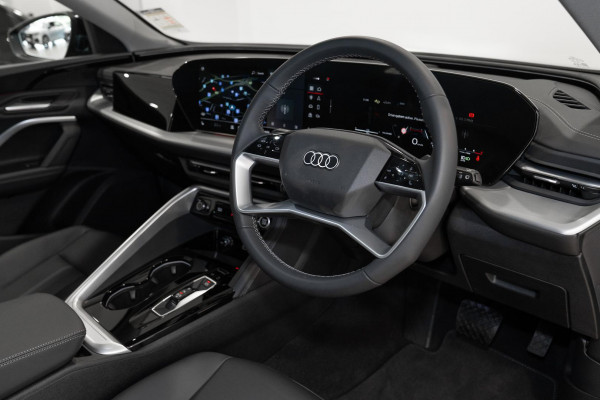 2025 Audi Q5 GU TFSI 150kW SUV image 6