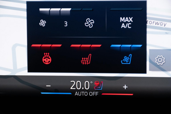 2026 BMW X3 G45 30e xDrive SUV image 17