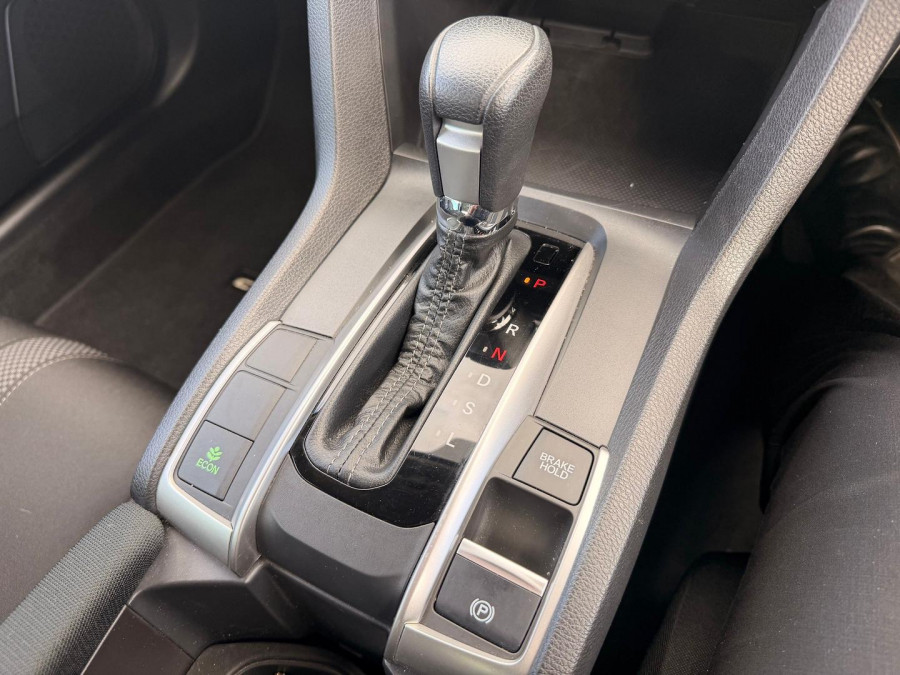 2019 Honda Civic 10th Gen VTi-S Sedan Image 17