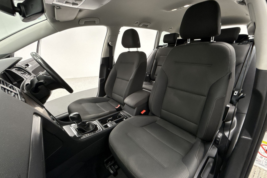 2019 MY19.5 Volkswagen Golf 7.5 110TSI Comfortline SUV Image 12