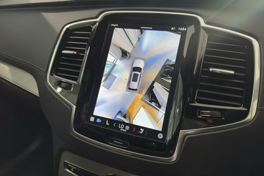 2024 Volvo XC90 L Series Recharge Ultimate T8 Plug-In Hybrid SUV Image 20