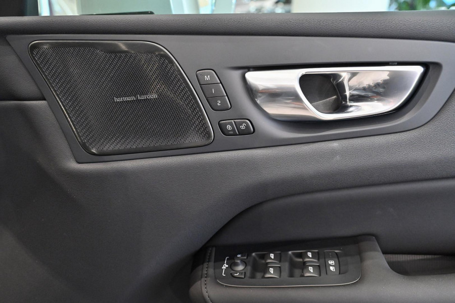 2025 MY26 Volvo XC60 UZ Plus B5 Bright SUV Image 16