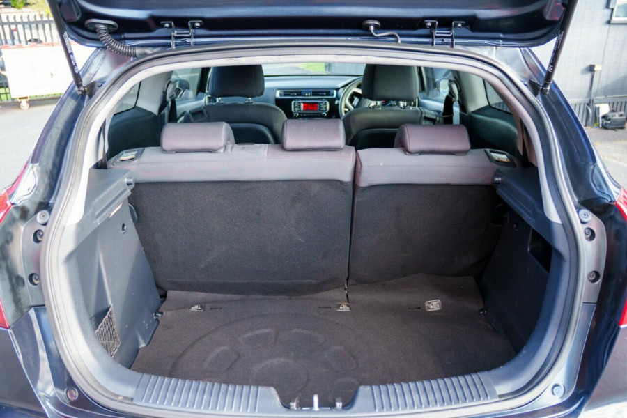 2015 Kia Rio UB S Hatch Image 8