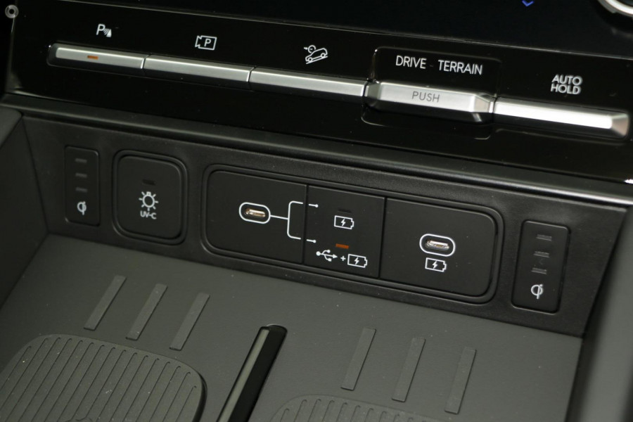 2026 Hyundai Santa Fe MX5.V2 Hybrid Calligraphy SUV Image 14