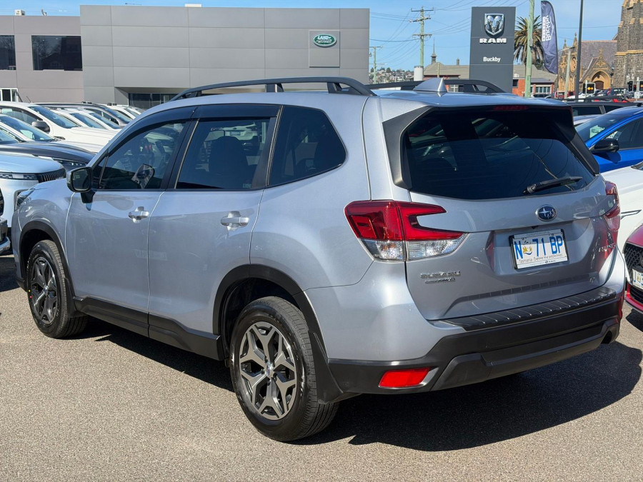 2022 Subaru Forester S5 2.5i SUV Image 4