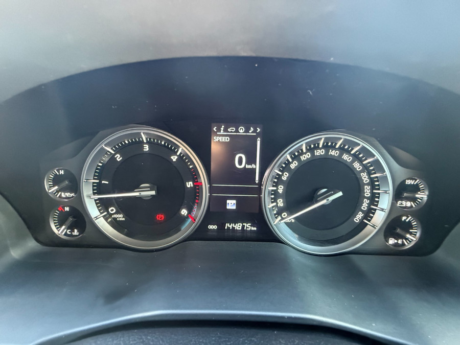 2019 Toyota LandCruiser VDJ200R VX SUV Image 15