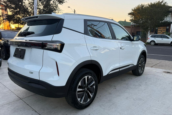 2026 Chery Tiggo 4  Hybrid Urban SUV Image 7