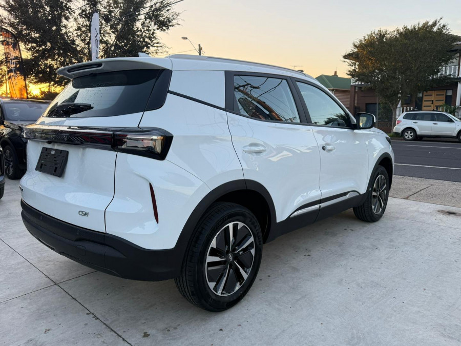 2026 Chery Tiggo 4  Hybrid Urban SUV Image 7