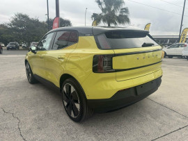 2023 MY24 Volvo EX30  Single Motor Extended Range Ultra SUV image 12