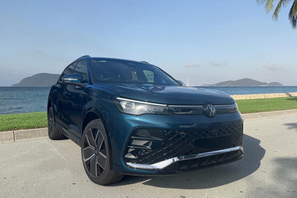 2026 MY25 Volkswagen Tiguan CT 195TSI R-Line SUV Image 1
