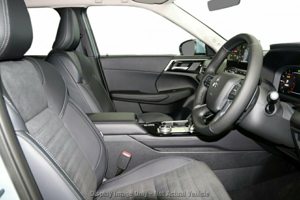 2025 Mitsubishi Outlander ZM Aspire SUV Image 8