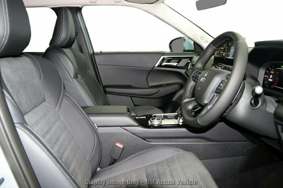 2025 Mitsubishi Outlander ZM Aspire SUV Image 8