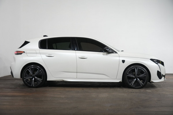 2022 Peugeot 308 GT Hatch Image 4