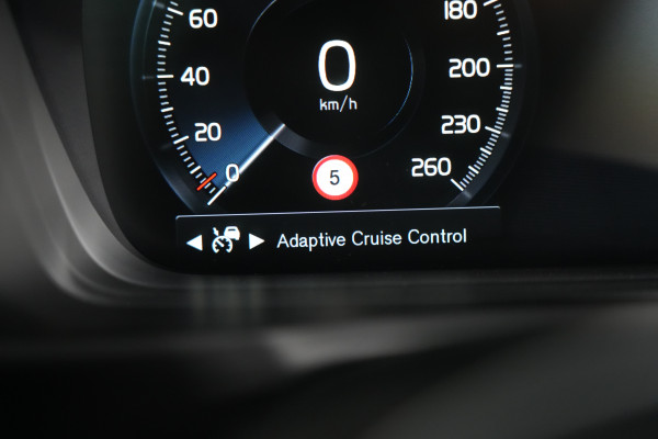 2021 MY20 Volvo XC90 L Series T8 R-Design SUV image 26