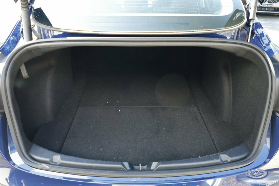 2022 Tesla Model 3  Long Range Sedan Image 23