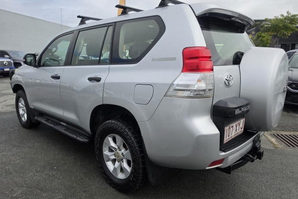 2013 Toyota LandCruiser Prado GDJ150R GX SUV Image 11