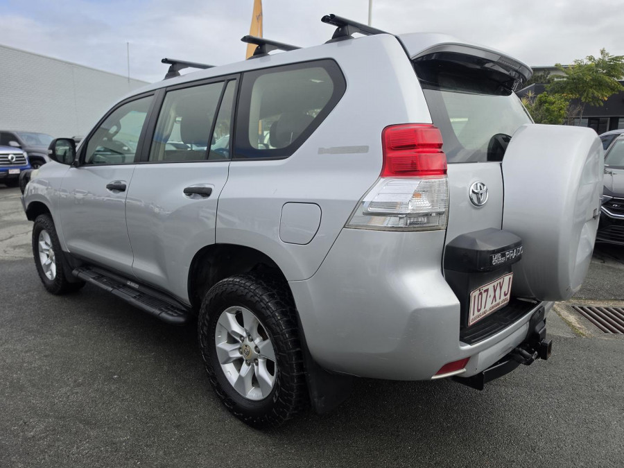 2013 Toyota LandCruiser Prado GDJ150R GX SUV Image 11