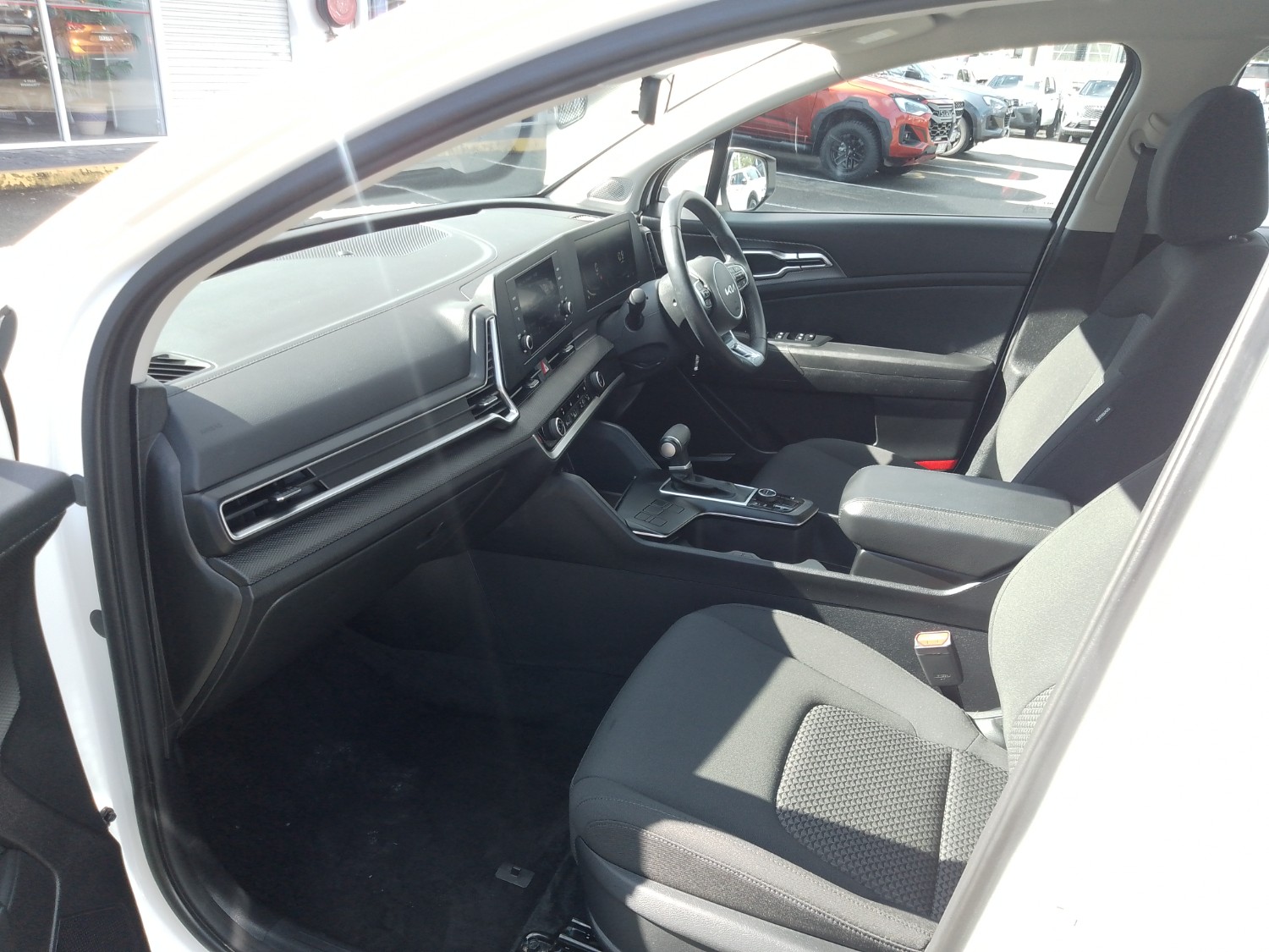 2023 MY24 Kia Sportage NQ5 S SUV Image 13