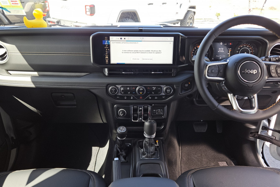 2023 Jeep Wrangler SUV Image 17