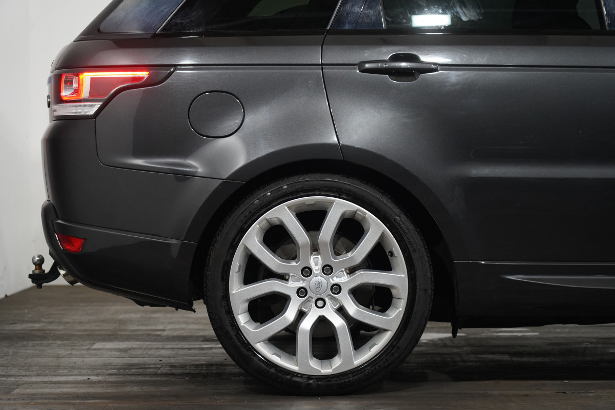2017 Land Rover Range Rover Sport 3.0 Sdv6 Hse SUV Image 6