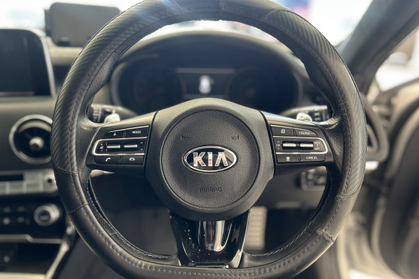2017 MY18 Kia Stinger CK GT Coupe Image 12