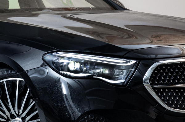 2025 Mercedes-Benz E-Class W214 E200 Sedan image 18