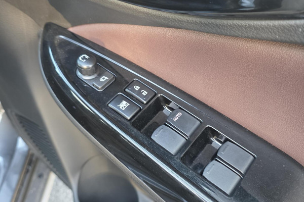 2026 MY25 Suzuki Fronx KW Hybrid Wagon Image 9