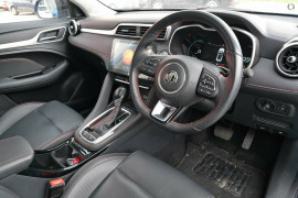 2024 MG ZST S13 Essence SUV