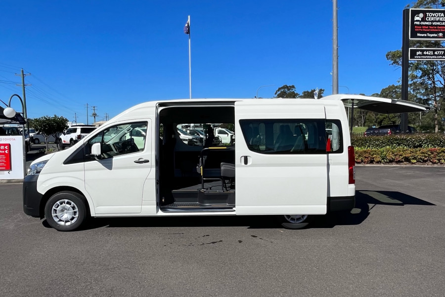 2025 MY24 Toyota HiAce GDH322R Commuter Bus Image 9