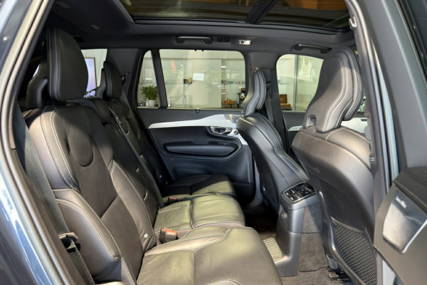 2022 Volvo XC90 L Series Recharge Plug-In Hybrid SUV Image 7