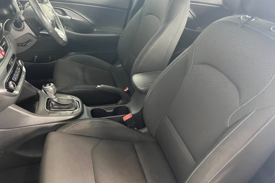2018 Hyundai I30 PD2 MY18 ACTIVE Hatch Image 17