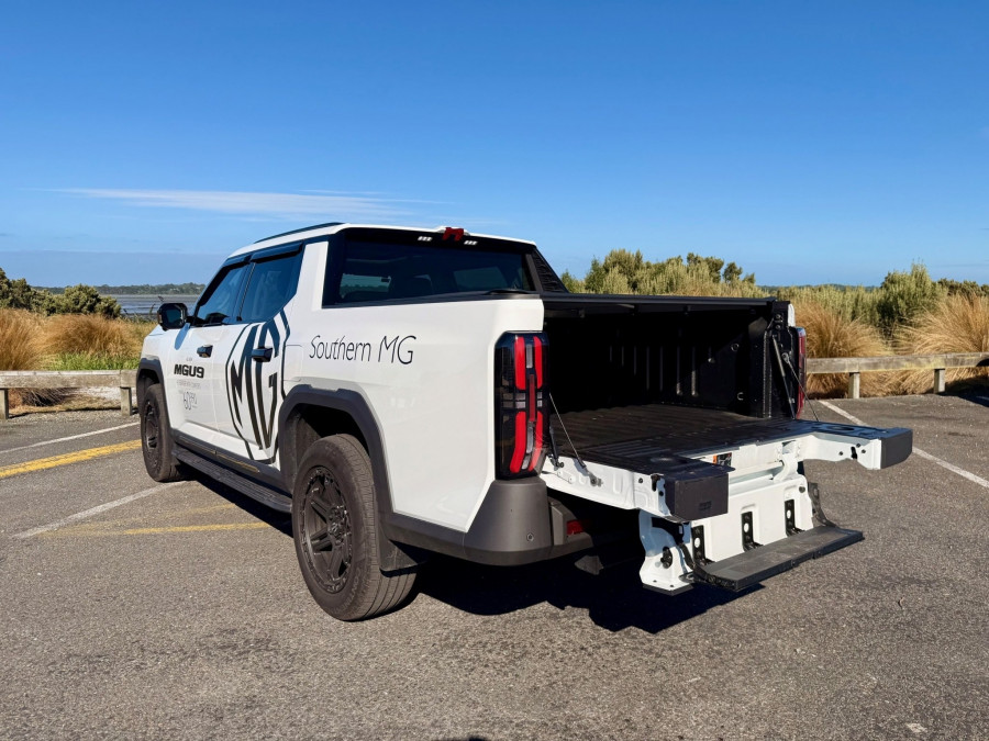 2025 MG U9 EKK1C Explore Pro Ute Image 14