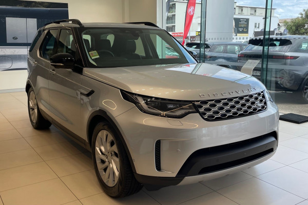 2024 Land Rover Discovery Series 5 S SUV