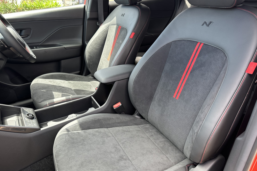 2025 Hyundai KONA SX2.V2 Hybrid Premium N Line SUV Image 23