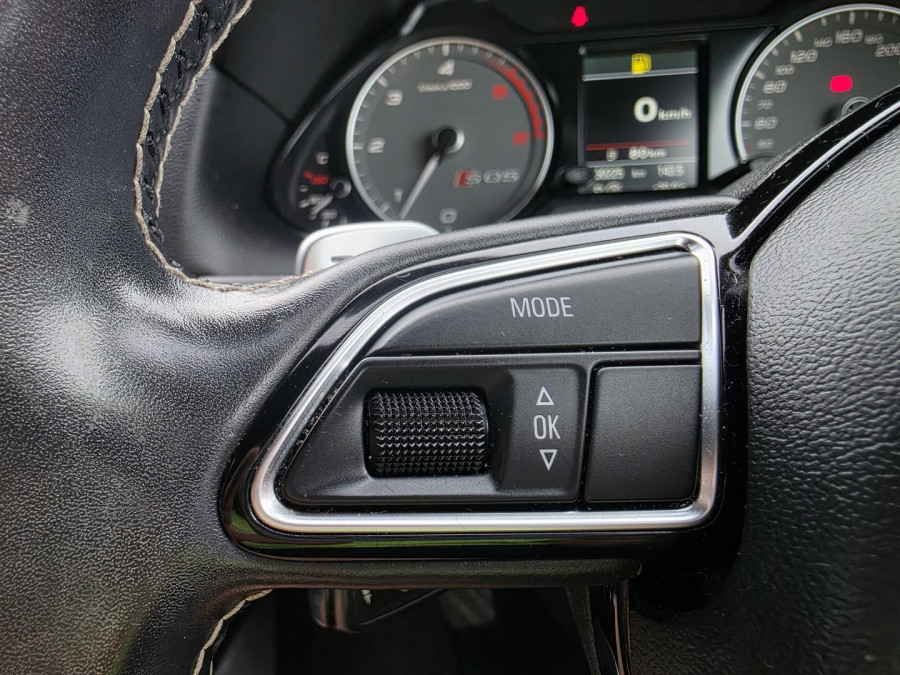 2013 Audi SQ5 8R TDI SUV Image 24