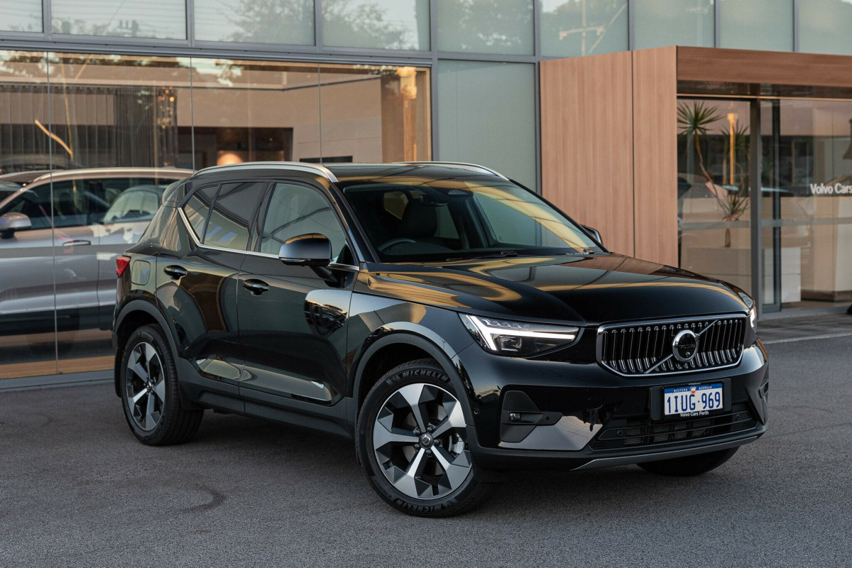 2025 MY26 Volvo XC40 XZ Ultra B4 Bright SUV