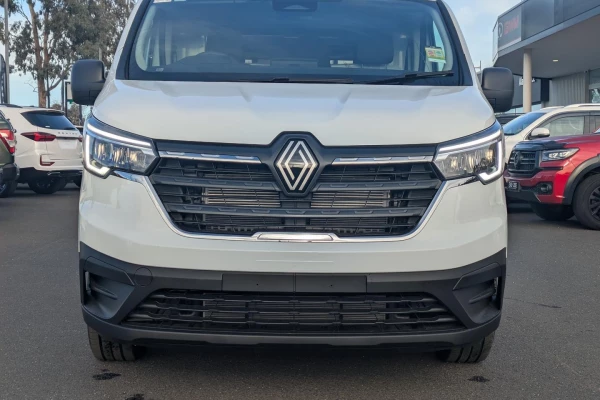 2026 Renault Trafic X82 Pro Van Image 4