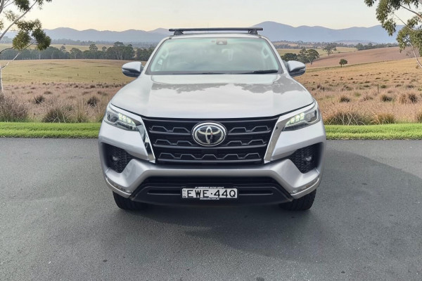 2022 Toyota Fortuner GUN156R GXL SUV Image 2