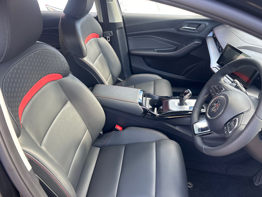 2025 MG MG5 MG5DCTESSE25 Essence Sedan Image 10