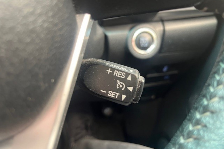 2019 Toyota HiLux  SR5 Ute Image 18
