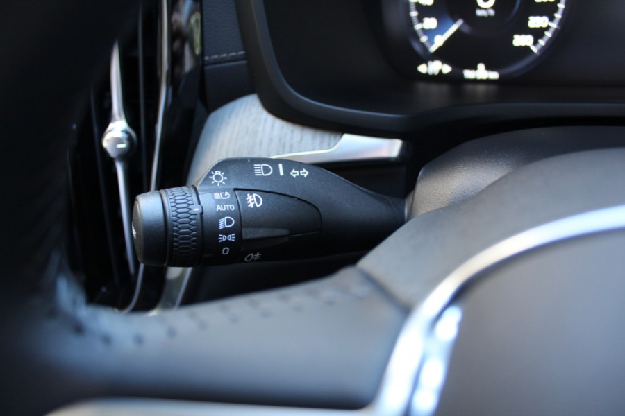 2019 MY20 Volvo V60 F-Series T5 Inscription Wagon Image 12