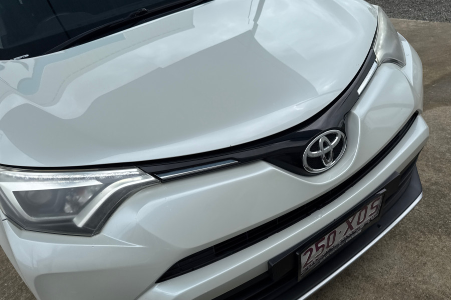 2017 Toyota RAV4 ASA44R GXL SUV Image 9