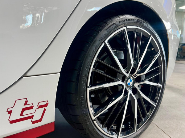 2021 BMW 1 Series F40 128ti Hatch image 6