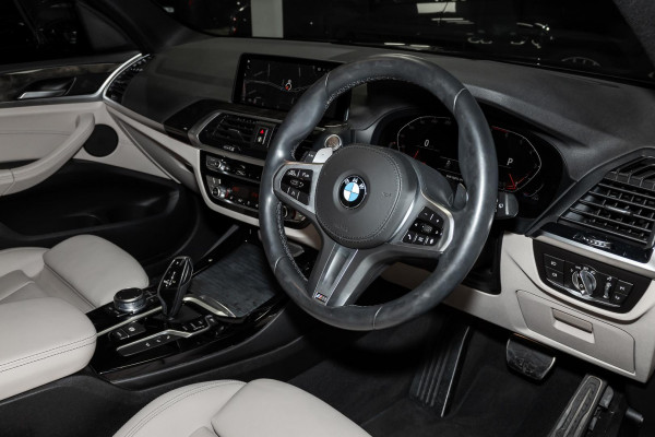 2021 BMW X3 G01 xDrive30i M Sport SUV image 6