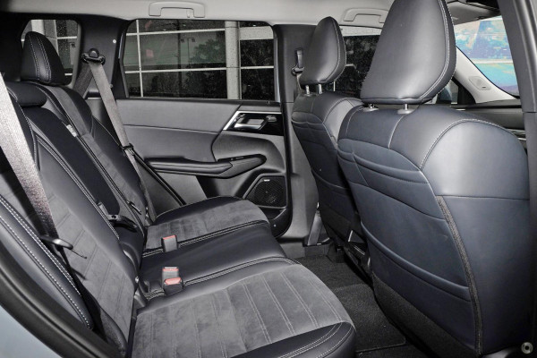 2025 Mitsubishi Outlander ZM Aspire SUV Image 7