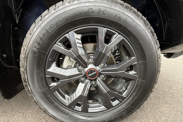 2023 Isuzu D-MAX RG X-TERRAIN Ute Image 10