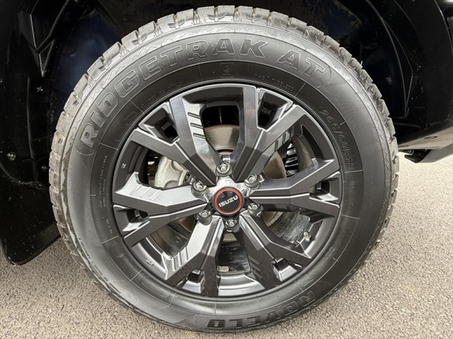 2023 Isuzu D-MAX RG X-TERRAIN Ute Image 10