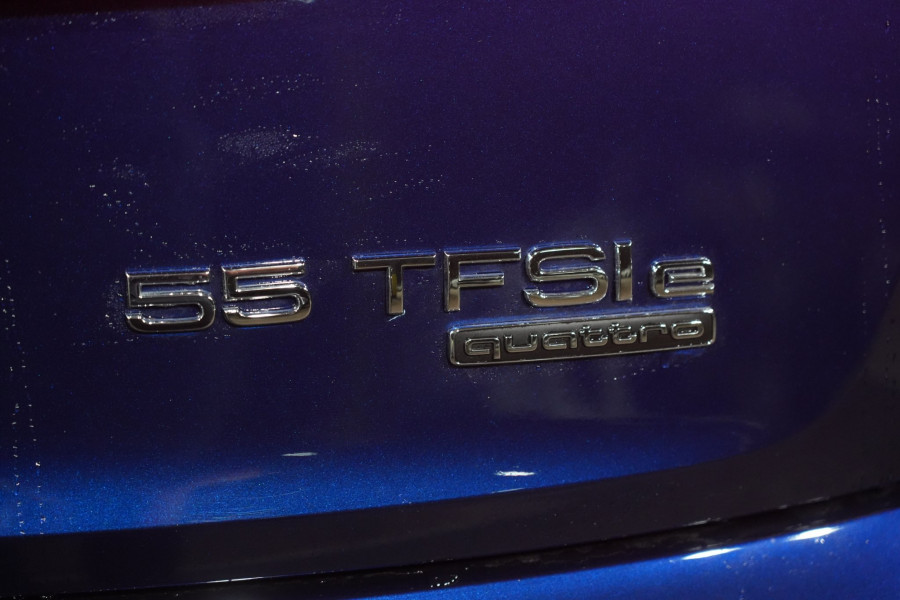 2025 Audi Q5 FY 55 TFSI e S Line SUV
