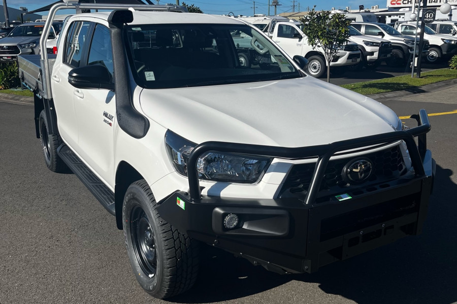 2025 MY24 Toyota HiLux GUN126R SR 4x4 FARM PACK Cab Chassis Image 12